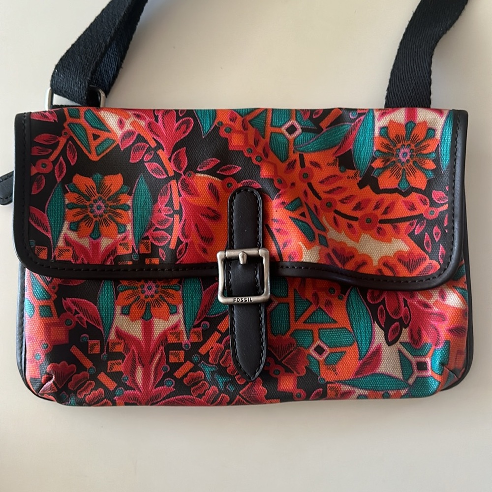 Fossil crossbody
